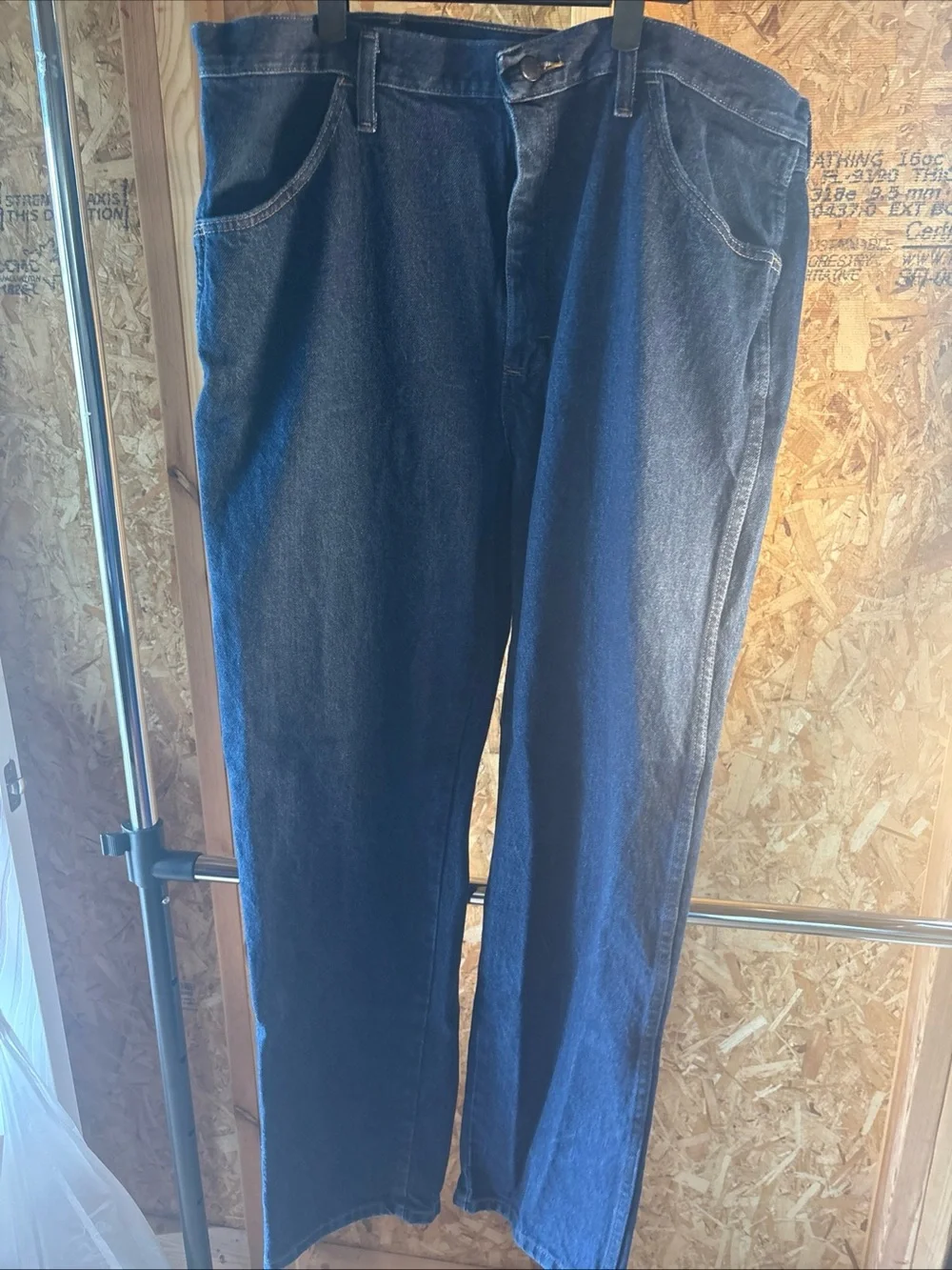 Rustler Men's Dark Blue Denim Jeans - Classic Straight Fit 38x32